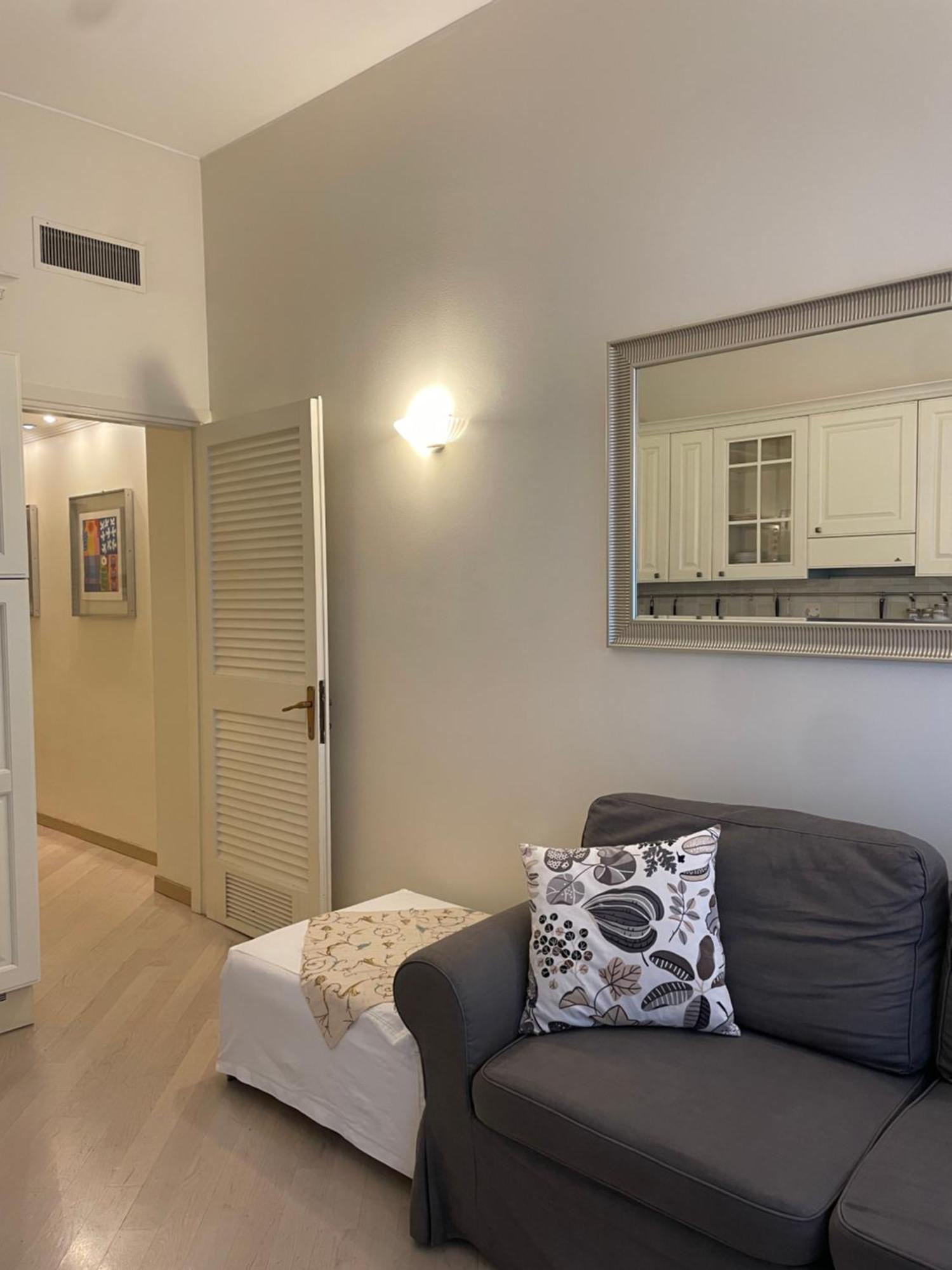 Downtown Apartment Μιλάνο Εξωτερικό φωτογραφία