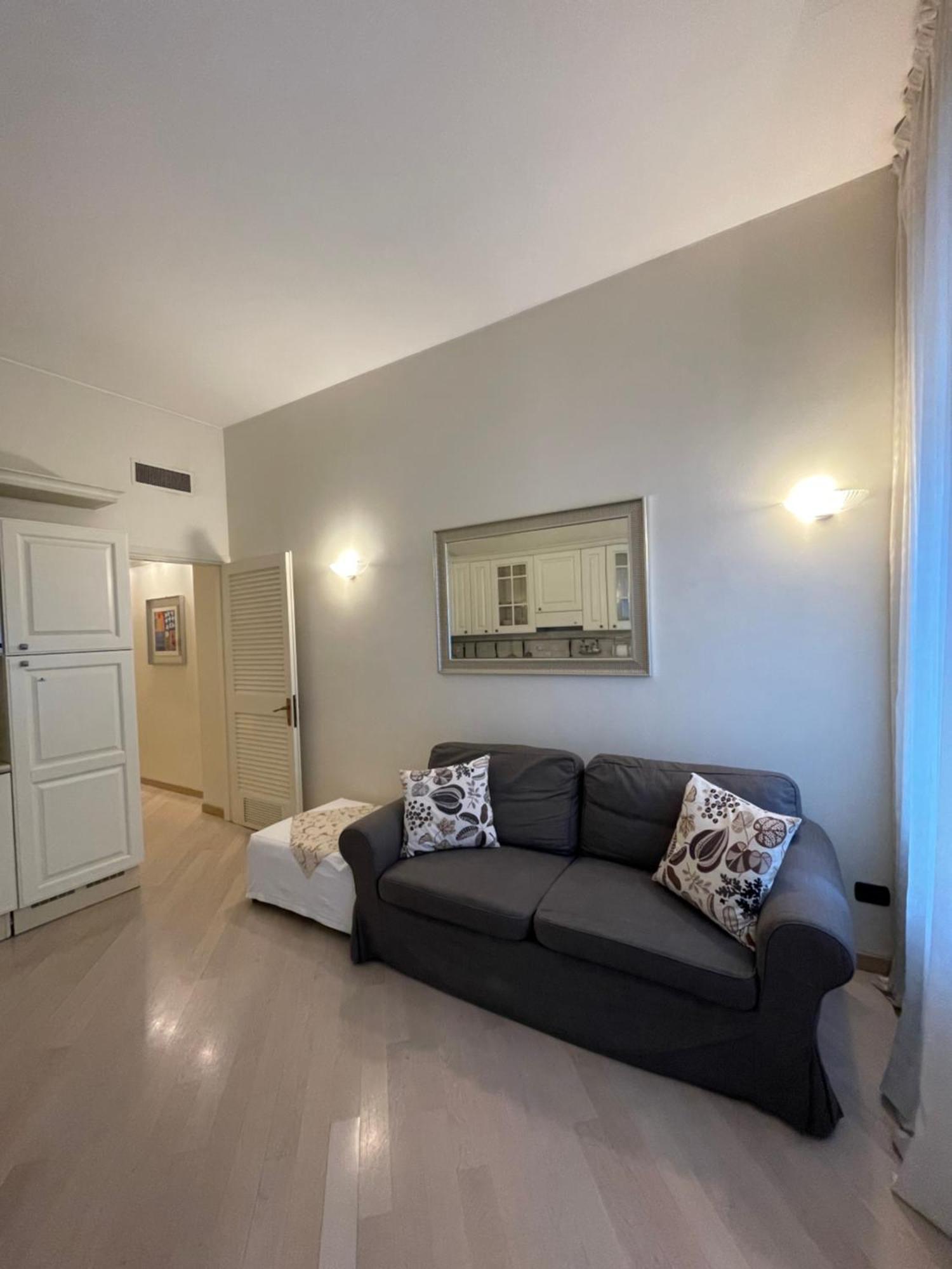 Downtown Apartment Μιλάνο Εξωτερικό φωτογραφία